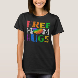 Womens Free Mom Hugs LGBT Rainbow Heart Gay Lesbia T-Shirt