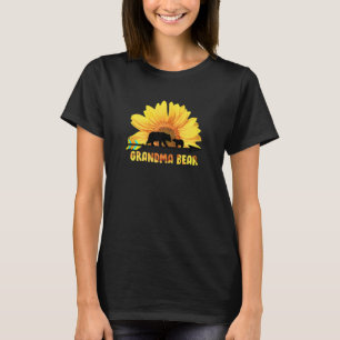 Womens LAM GAP Grandma Sunflower Bear Best Grandma T-Shirt