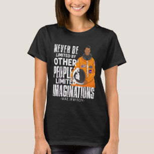 Womens Mae Jemison American Black Woman Astronaut  T-Shirt