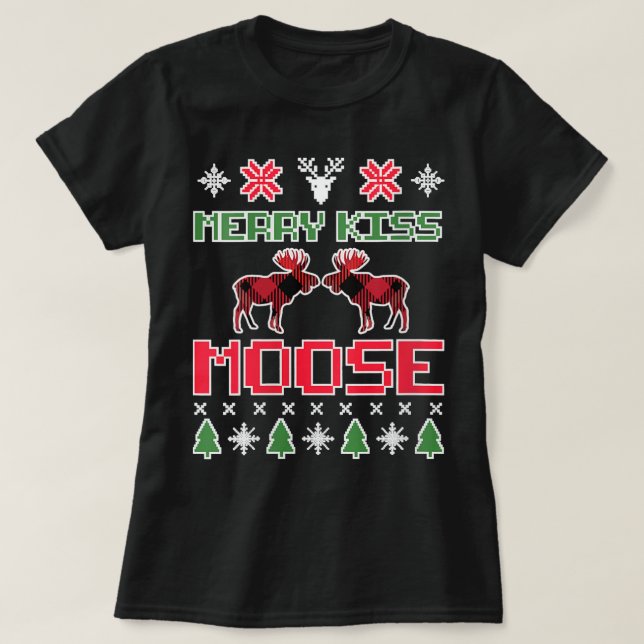 Womens MERRY KISS MOOSE FUNNY CHRISTMAS Xmas Gifts T-Shirt (Design Front)