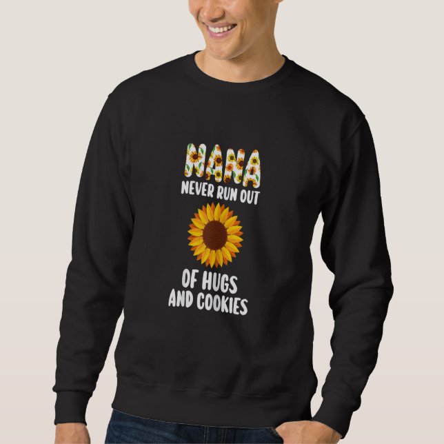 Womens Nana never run out of hugs & cookies Nana G Sweatshirt (Front)