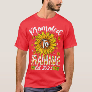 Womens Promoted To Grammie 2023 Pregnancy Announce T-Shirt