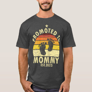 Womens Promoted To Mummy 2023 Soon To Be Mummy 202 T-Shirt