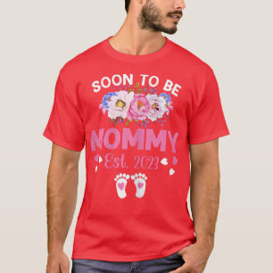 Womens Soon To Be Mummy Est 2023 Pregnancy Announc T-Shirt