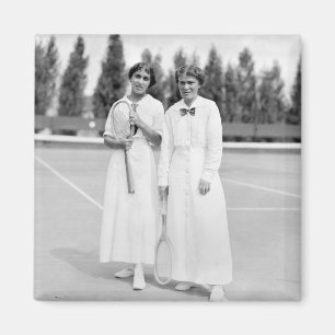 Women's Tennis Champions, 1913 Magnet