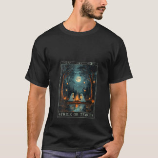 Womens Trick Or Teach Ghost Books Reading Teachers T-Shirt