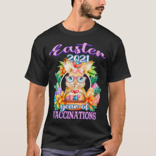 Womens Vaccinated  Easter Bunny CNA Nurse Vaccinat T-Shirt
