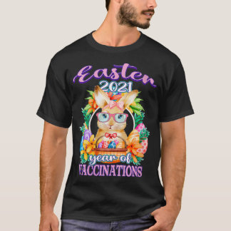 Womens Vaccinated  Easter Bunny CNA Nurse Vaccinat T-Shirt