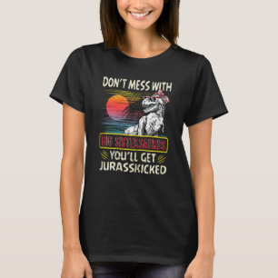 Womens Vintage Big Sistersaurus Retro Dinosaurs M T-Shirt
