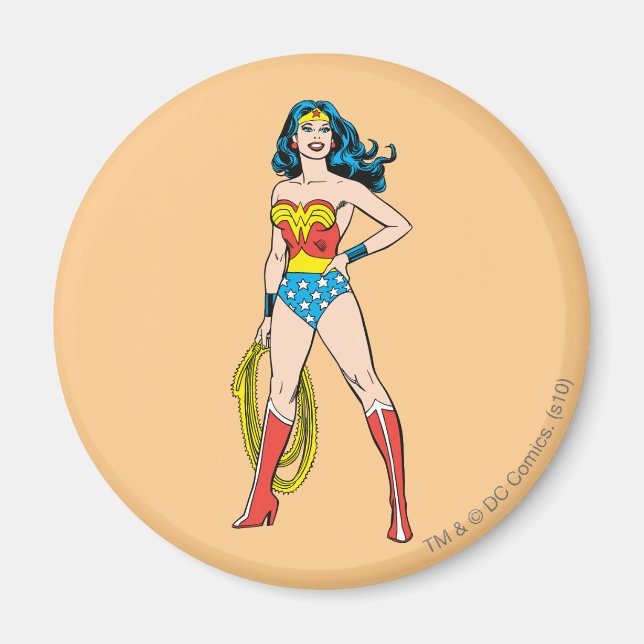 Wonder Woman Standing Magnet (Front)