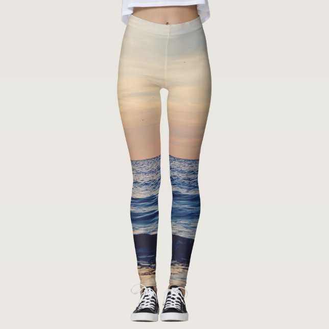 Wonderful Sea View Leggings (Front)