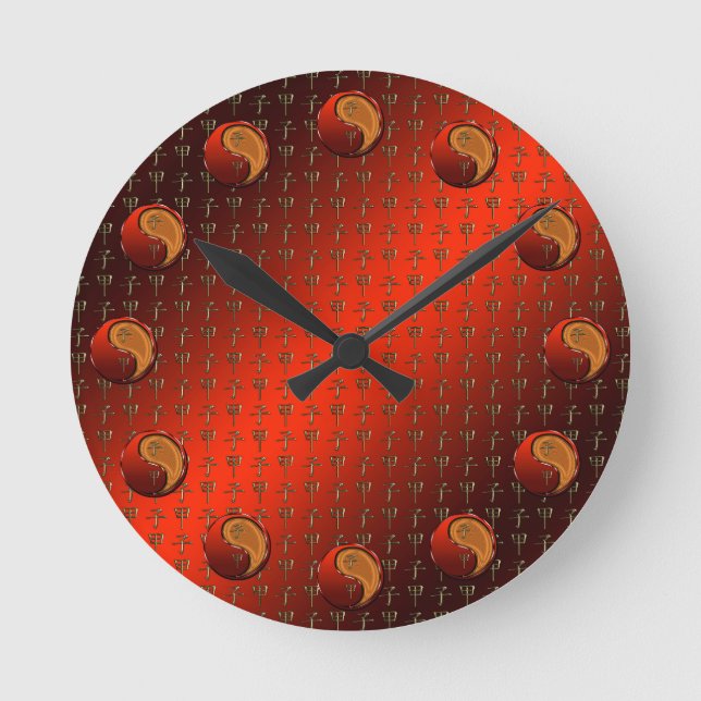 Wood Rat Round Clock (Front)