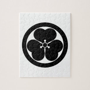 Wood sorrel in circle jigsaw puzzle