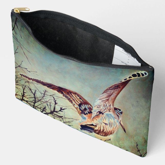 Woodcock in flight   accessory pouch (Open)