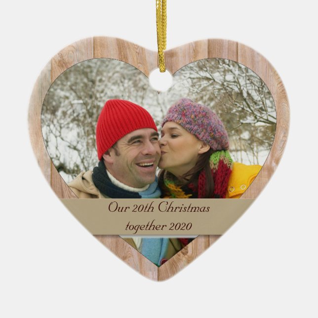 Wooden customisable photo holiday ornament (Front)