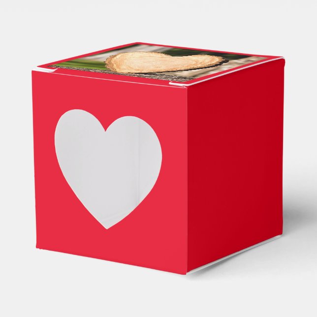 wooden heart favour box (Front Side)