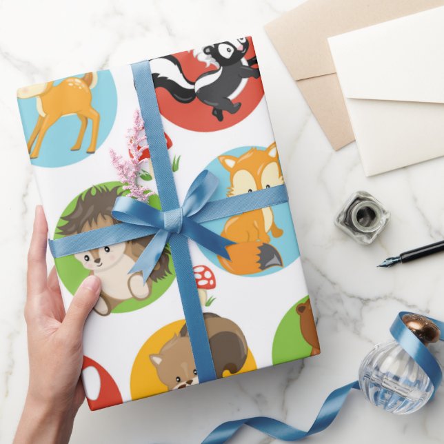 Woodland Animals baby party wrapping paper (Gifting)
