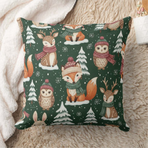 Woodland Christmas Animals Pattern – Cute Winter 4 Cushion