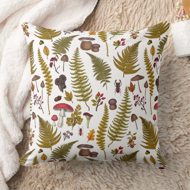 Woodland flora and fauna 2 cushion (Blanket)