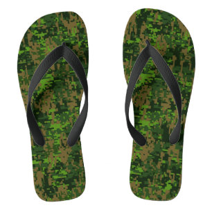 Woodland Style Digital Green Camouflage Accent Thongs