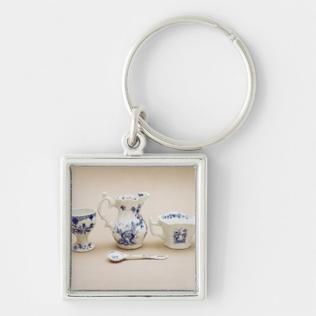 Worcester cream boat, cream jug key ring (Front)