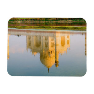 World famous Taj Mahal temple reflection at Magnet