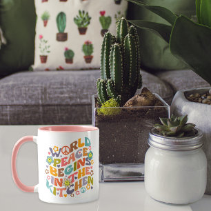 World peace starts in the kitchen, Flowers Retro Mug