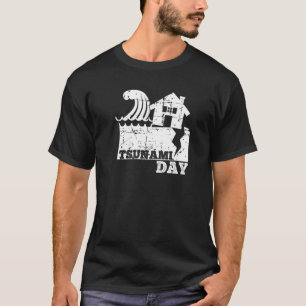World Tsunami Day A Famous Kanagawa Painting T-Shirt