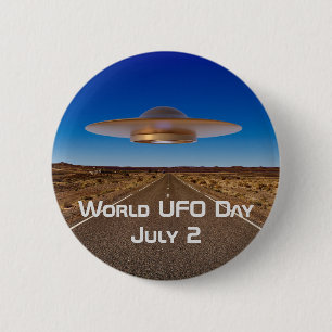 World UFO Day 6 Cm Round Badge