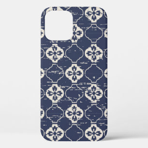 Worn Out Flowers: Vintage Seamless iPhone 12 Case