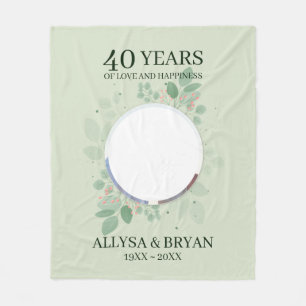 Wreath of Leaves and Berries Fleece Blanket