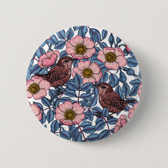 Wrens in the roses 6 cm round badge (Front)