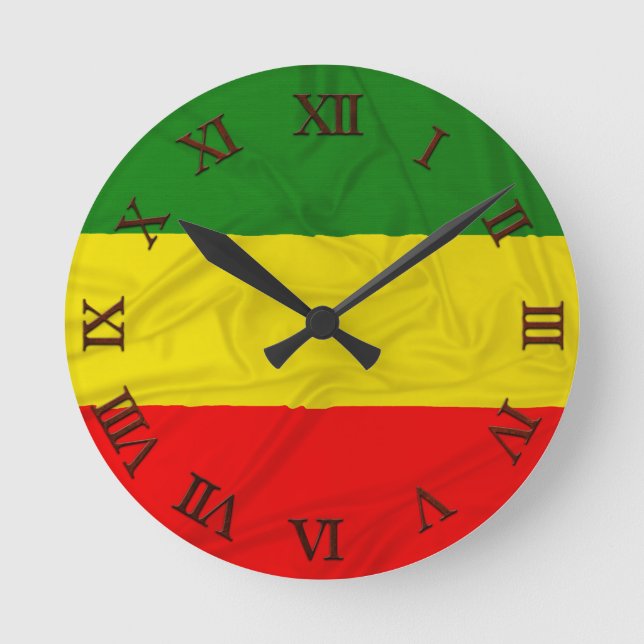 Wrinkled Rastafarian Flag Round Clock (Front)