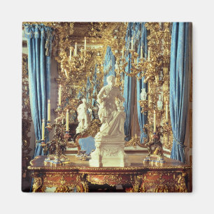 Writing table and statue of Louis XV Magnet