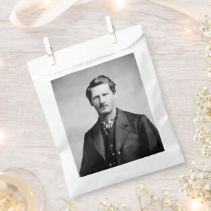 Wyatt Earp: Lawman, Gunfighter, Saloon Keeper Favour Bag
