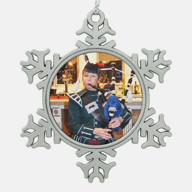 Xmas bagpiper snowflake pewter christmas ornament (Front)