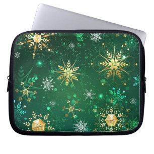 Xmas Golden Snowflakes on Green Background Laptop Sleeve