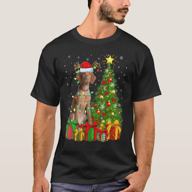 Xmas Holiday Lights Santa Vizsla Dog Christmas Tre T-Shirt (Front)