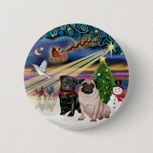 Xmas Magic (R) - Two Pugs (F + B) 6 Cm Round Badge