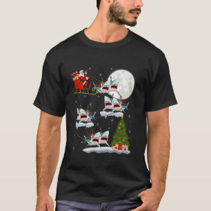 Xmas Tree Lights Funny Santa Riding Mako Shark Chr T-Shirt