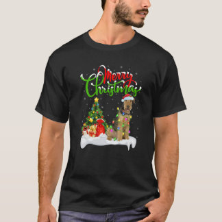Xmas Tree Lights Santa Hat Airedale Terrier Dog Ch T-Shirt