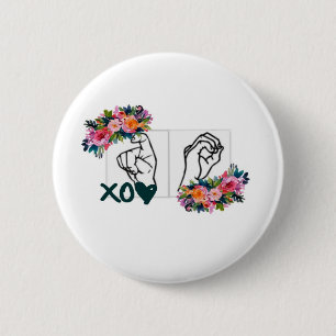 XO (ASL Hugs & Kisses Hand) 6 Cm Round Badge