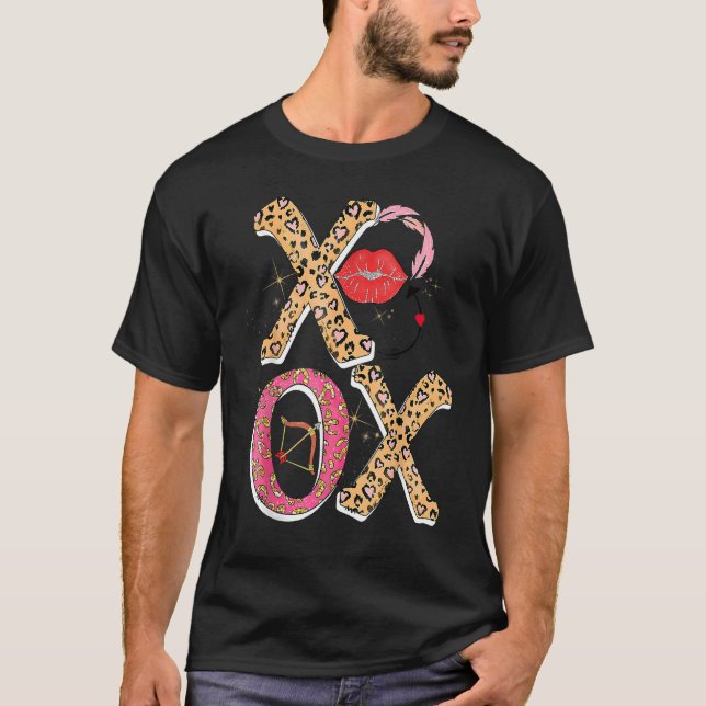 Xo Xo Lips Leopard Valentines Day Cute Hearts Wome T-Shirt (Front)