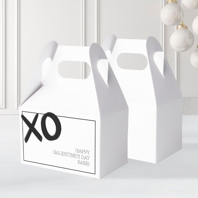 XOXO Black White Bestie Friends Galentine's Day Favour Box (XOXO Black White Bestie Friends Galentine's Day Favor Boxes)