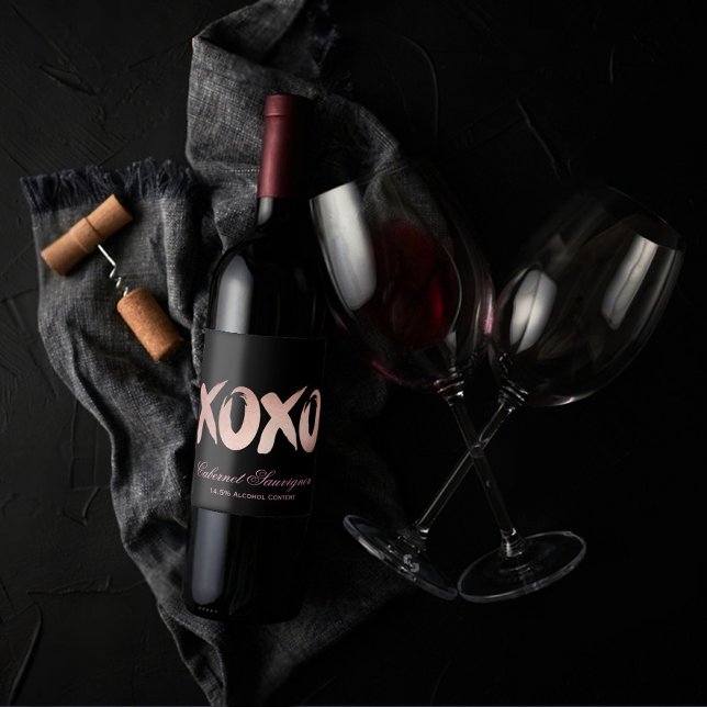 XOXO Blush Pink | Chic Brushstroke Custom Keepsake Wine Label (Creator Uploaded)