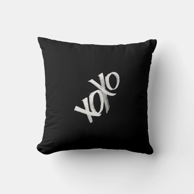 xoxo cushion (Front)