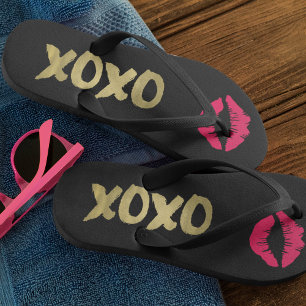 XOXO Faux Gold & Pink Lips   Black Thongs
