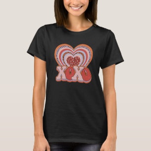 XOXO Heart Hugs and Kisses Valentines Day Groovy L T-Shirt
