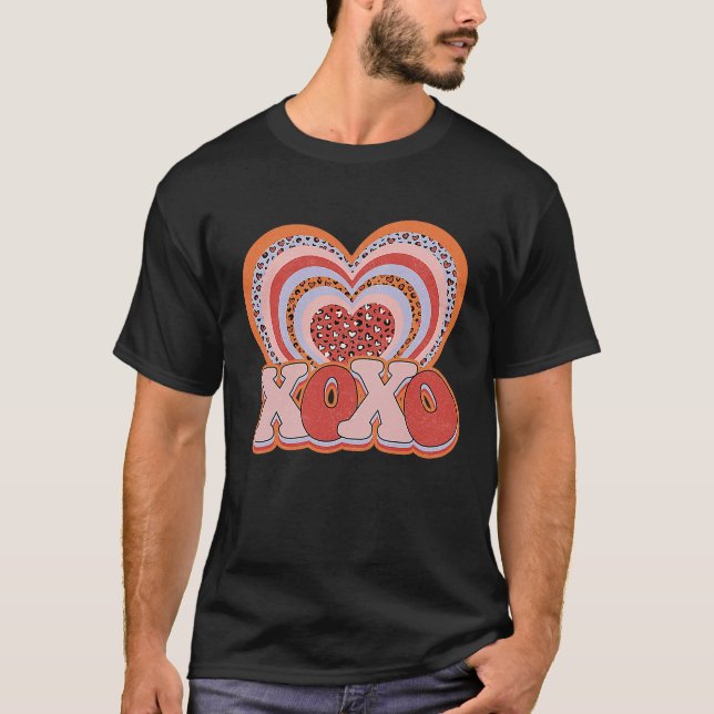 XOXO Heart Hugs and Kisses Valentines Day Groovy L T-Shirt (Front)