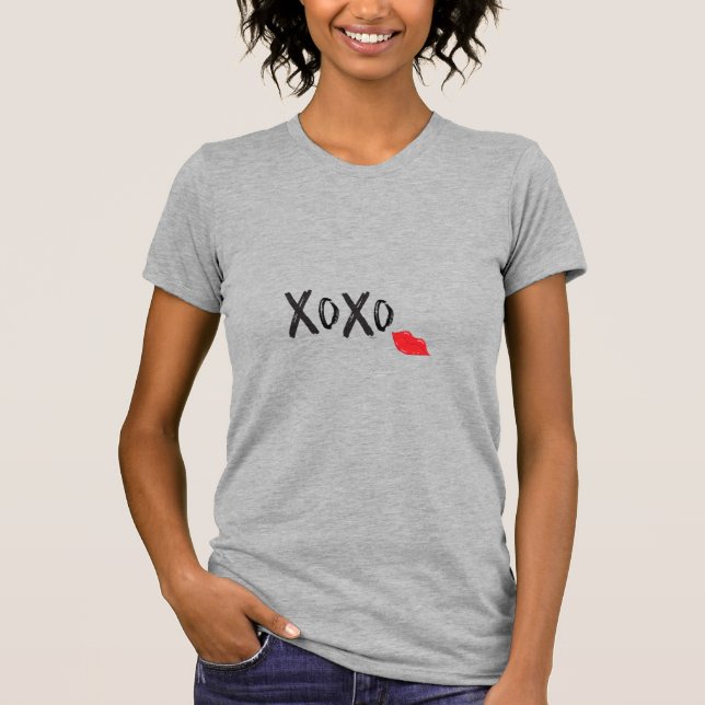 XoXo-Hugs-Kisses-with-Red-Lips Grey T-Shirt (Front)